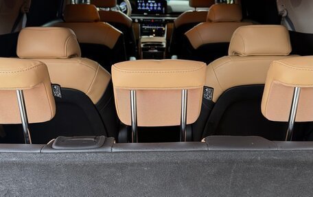 KIA Carnival, 2022 год, 5 700 000 рублей, 16 фотография