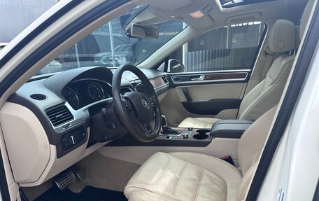 Volkswagen Touareg III, 2011 год, 2 600 000 рублей, 9 фотография