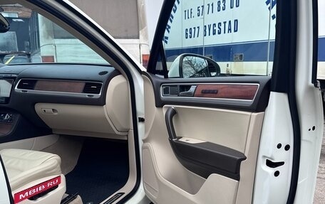 Volkswagen Touareg III, 2011 год, 2 600 000 рублей, 20 фотография