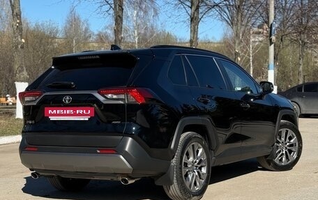 Toyota RAV4, 2021 год, 4 550 000 рублей, 6 фотография