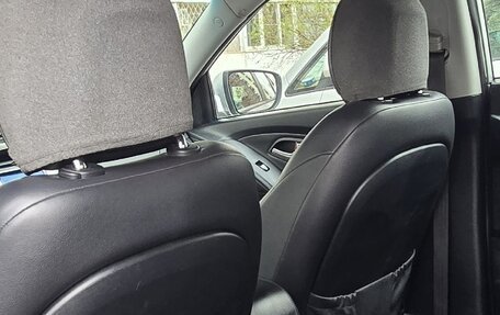 Hyundai ix35 I рестайлинг, 2011 год, 1 200 000 рублей, 14 фотография