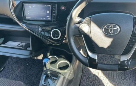 Toyota Aqua I, 2018 год, 1 200 000 рублей, 5 фотография