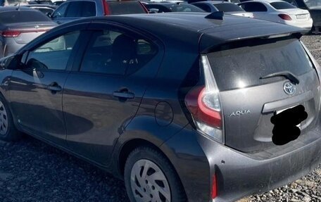 Toyota Aqua I, 2018 год, 1 200 000 рублей, 8 фотография