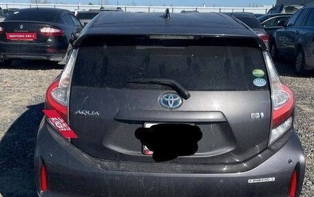 Toyota Aqua I, 2018 год, 1 200 000 рублей, 7 фотография