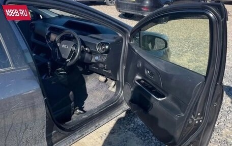 Toyota Aqua I, 2018 год, 1 200 000 рублей, 9 фотография