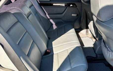 Mercedes-Benz E-Класс, 1992 год, 700 000 рублей, 6 фотография