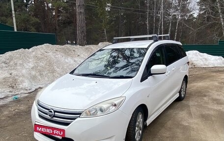 Nissan Lafesta II, 2011 год, 900 000 рублей, 2 фотография