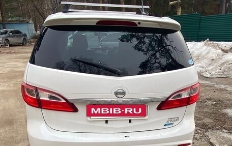 Nissan Lafesta II, 2011 год, 900 000 рублей, 4 фотография
