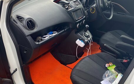 Nissan Lafesta II, 2011 год, 900 000 рублей, 6 фотография