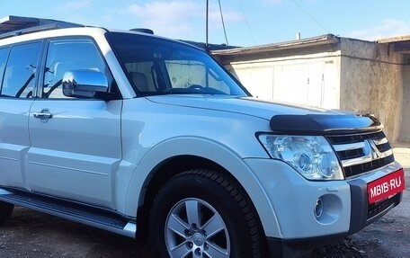 Mitsubishi Pajero IV, 2008 год, 1 900 000 рублей, 3 фотография