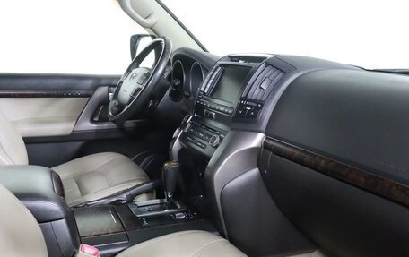 Toyota Land Cruiser 200, 2010 год, 2 600 000 рублей, 4 фотография