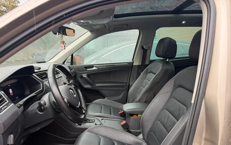 Volkswagen Tiguan II, 2018 год, 3 100 000 рублей, 8 фотография