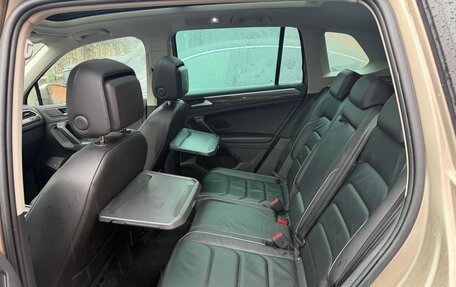 Volkswagen Tiguan II, 2018 год, 3 100 000 рублей, 9 фотография