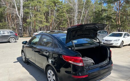 KIA Rio III рестайлинг, 2016 год, 730 000 рублей, 11 фотография