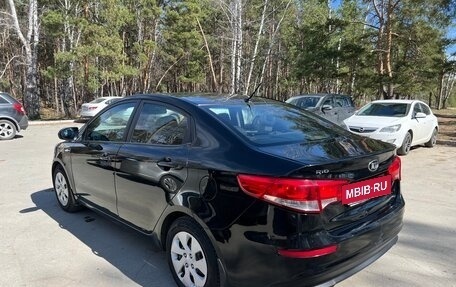 KIA Rio III рестайлинг, 2016 год, 730 000 рублей, 36 фотография