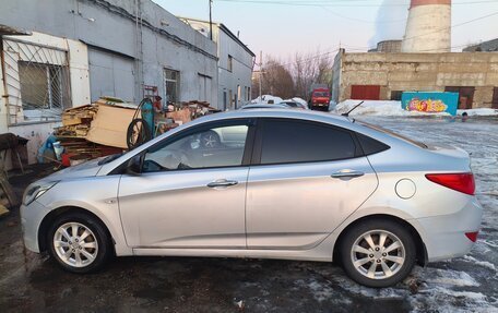 Hyundai Solaris II рестайлинг, 2014 год, 690 000 рублей, 3 фотография