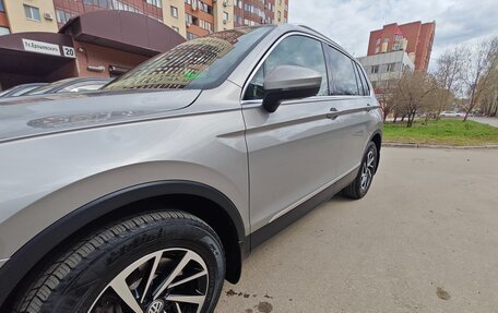 Volkswagen Tiguan II, 2018 год, 3 000 000 рублей, 2 фотография