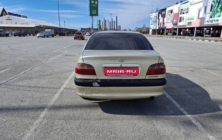Toyota Avensis III рестайлинг, 2001 год, 189 999 рублей, 4 фотография