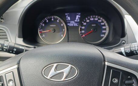 Hyundai Solaris II рестайлинг, 2014 год, 750 000 рублей, 7 фотография