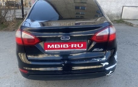 Ford Fiesta, 2015 год, 690 000 рублей, 7 фотография