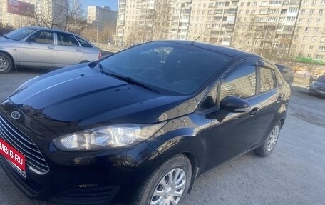 Ford Fiesta, 2015 год, 690 000 рублей, 2 фотография