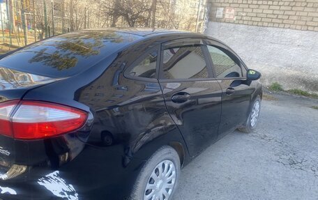 Ford Fiesta, 2015 год, 690 000 рублей, 8 фотография