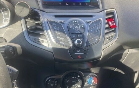 Ford Fiesta, 2015 год, 690 000 рублей, 13 фотография