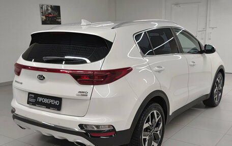 KIA Sportage IV рестайлинг, 2018 год, 2 390 000 рублей, 6 фотография