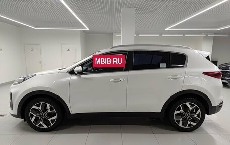 KIA Sportage IV рестайлинг, 2018 год, 2 390 000 рублей, 10 фотография