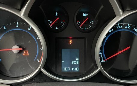 Chevrolet Cruze II, 2011 год, 890 000 рублей, 14 фотография