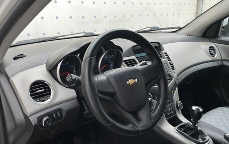 Chevrolet Cruze II, 2011 год, 890 000 рублей, 15 фотография