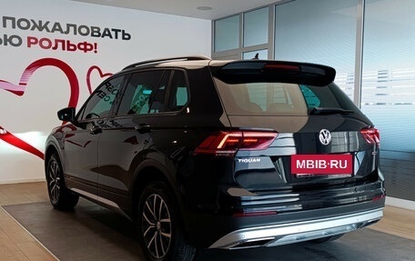 Volkswagen Tiguan II, 2019 год, 2 598 000 рублей, 6 фотография