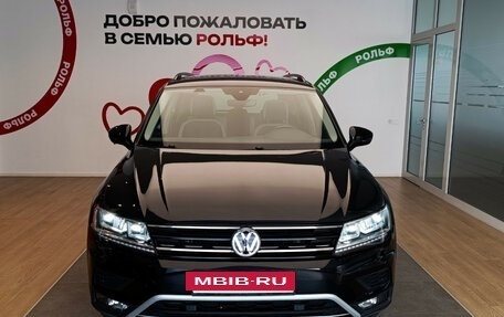 Volkswagen Tiguan II, 2019 год, 2 598 000 рублей, 2 фотография