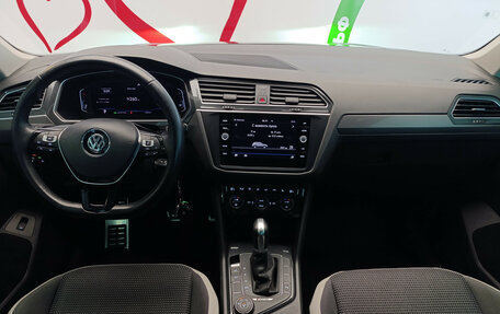 Volkswagen Tiguan II, 2019 год, 2 598 000 рублей, 12 фотография