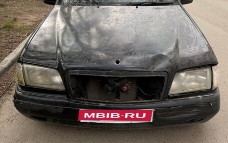 Mercedes-Benz C-Класс, 1998 год, 130 000 рублей, 1 фотография