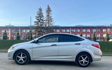 Hyundai Solaris II рестайлинг, 2011 год, 665 000 рублей, 1 фотография