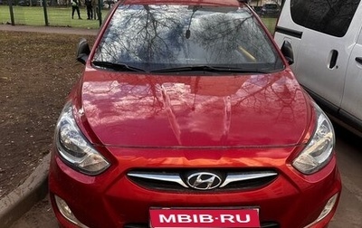 Hyundai Solaris II рестайлинг, 2011 год, 750 000 рублей, 1 фотография