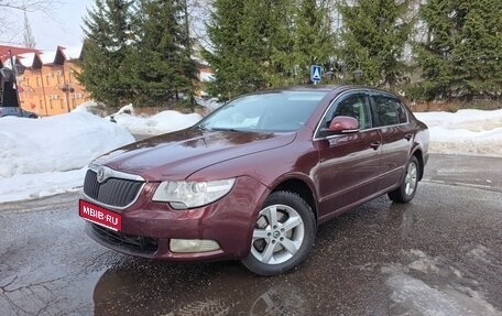 Skoda Superb III рестайлинг, 2011 год, 760 000 рублей, 1 фотография