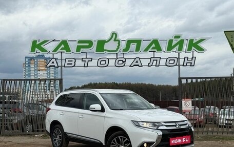 Mitsubishi Outlander III рестайлинг 3, 2018 год, 2 399 000 рублей, 1 фотография