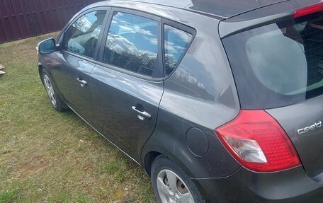 KIA cee'd I рестайлинг, 2011 год, 560 000 рублей, 3 фотография