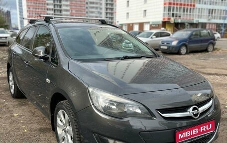 Opel Astra J, 2014 год, 950 000 рублей, 1 фотография