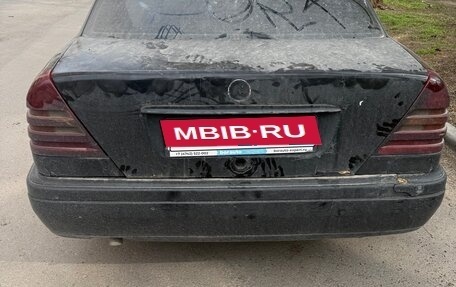 Mercedes-Benz C-Класс, 1998 год, 130 000 рублей, 4 фотография