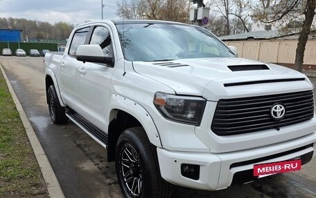 Toyota Tundra II, 2012 год, 3 800 000 рублей, 3 фотография