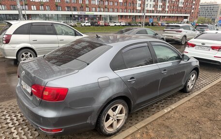 Volkswagen Jetta VI, 2013 год, 1 350 000 рублей, 4 фотография