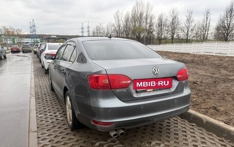 Volkswagen Jetta VI, 2013 год, 1 350 000 рублей, 3 фотография