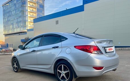 Hyundai Solaris II рестайлинг, 2011 год, 665 000 рублей, 3 фотография