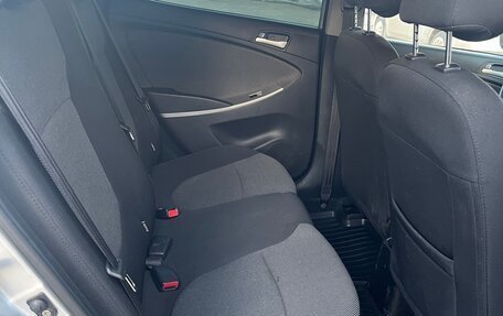 Hyundai Solaris II рестайлинг, 2011 год, 665 000 рублей, 10 фотография