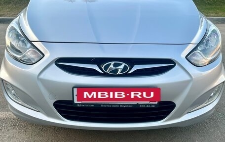 Hyundai Solaris II рестайлинг, 2011 год, 665 000 рублей, 7 фотография