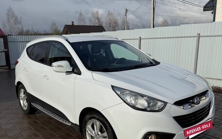 Hyundai ix35 I рестайлинг, 2011 год, 1 050 000 рублей, 2 фотография