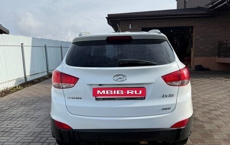 Hyundai ix35 I рестайлинг, 2011 год, 1 050 000 рублей, 4 фотография